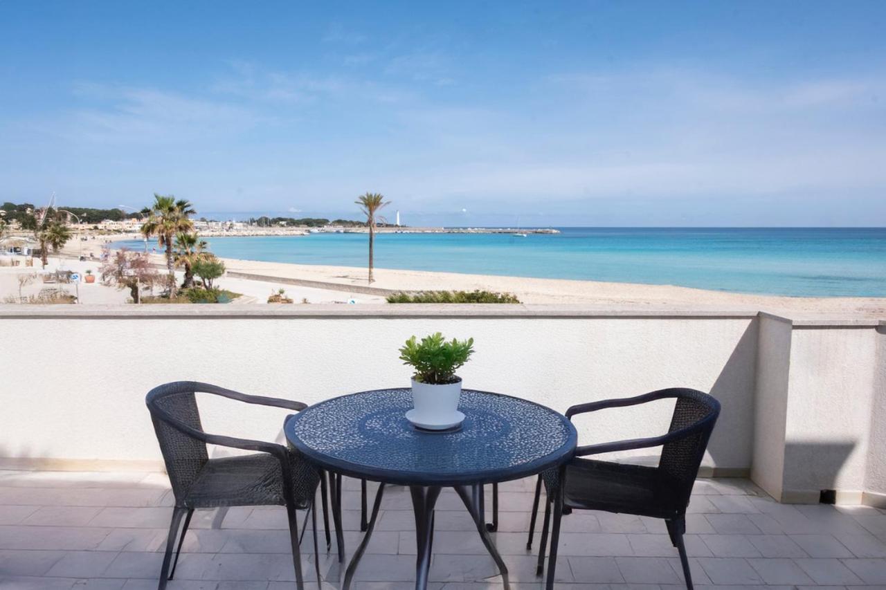 Casa Azzurra Sul Mare E Centralissima San Vito Lo Capo Exterior photo